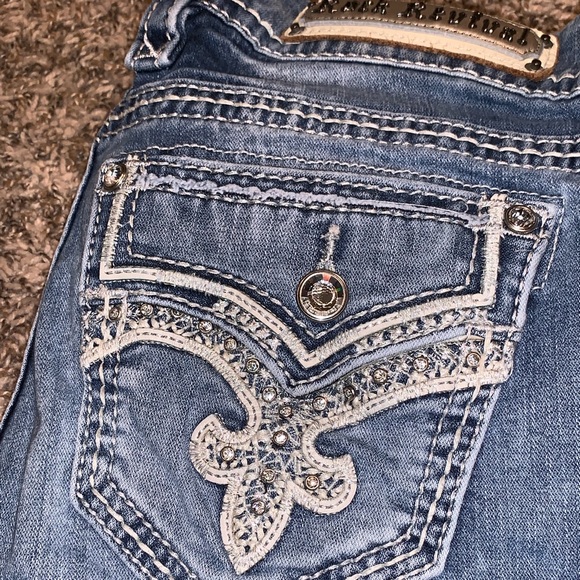 Rock Revivals - Picture 1 of 6